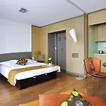 Adagio Centre 4*