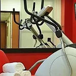 Ξενοδοχείο με διαμερίσματα Adagio Centre 4*