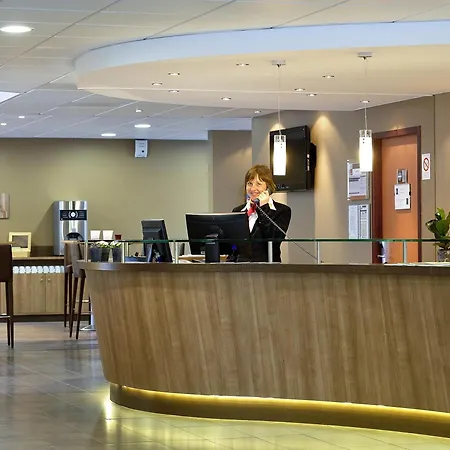 Adagio Centre
