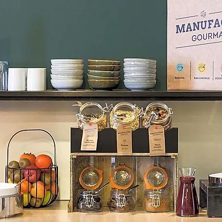 南特中心爱达格公寓式酒店 4*