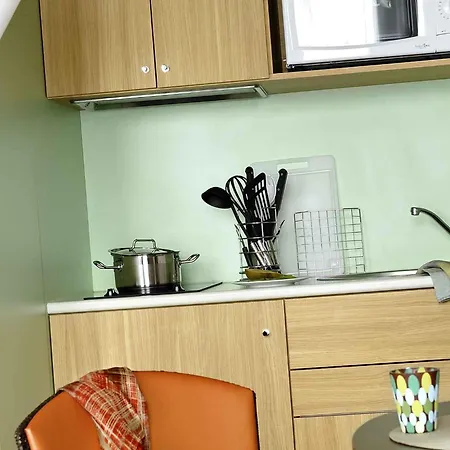 Aparthotel Adagio Centre 4*