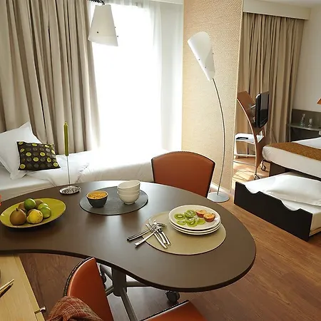 Adagio Centre 4*