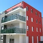 Adagio Centre 4*