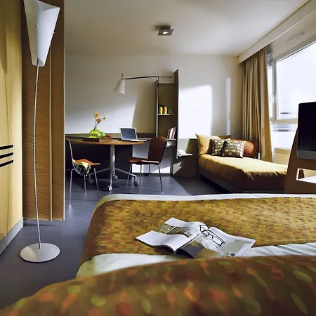 Aparthotel Adagio Centre 4*
